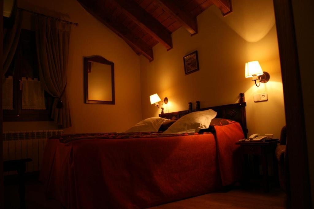 Hotel Tres Picos Eriste Pokoj fotografie